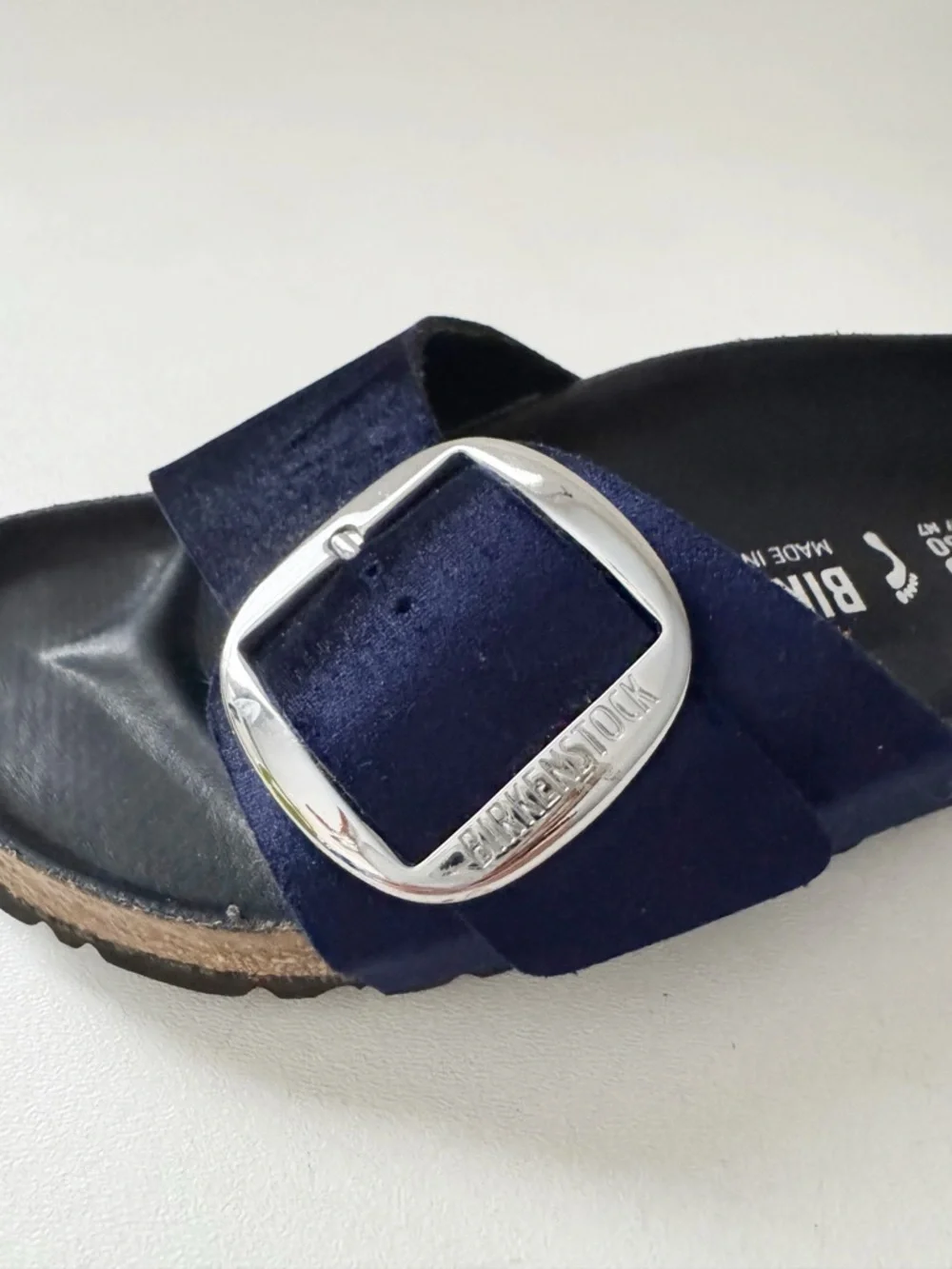 Birkenstock Madrid Big Buckle Velvet Sandal EU 40 US 9 Dark Blue Casual Comfort - Picture 10 of 11